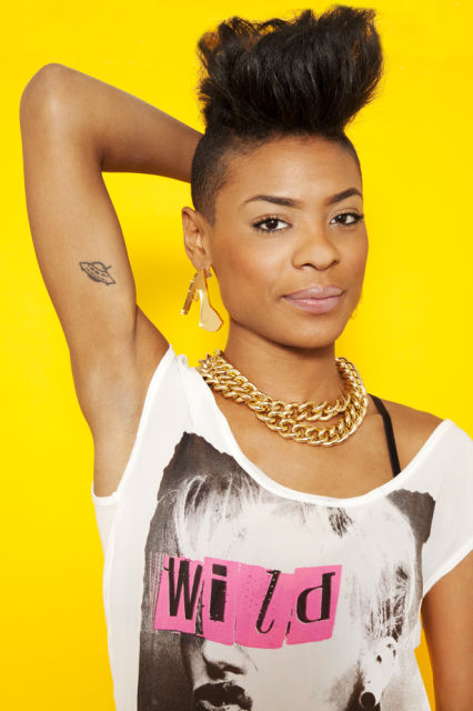 2000s-sassy-black-ink-crew-426x640