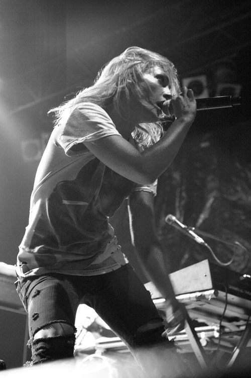 Metric concert Metric concert
