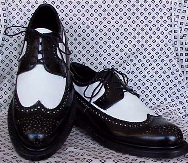 IMAGE 4--WING TIP SHOES
