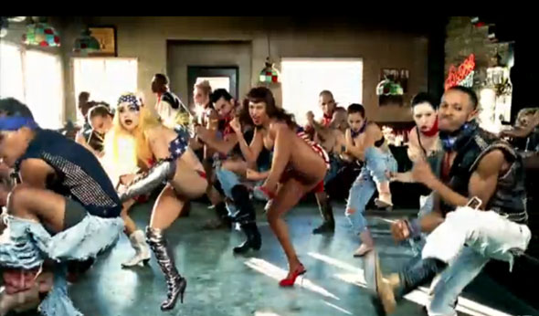 weird-dance-move