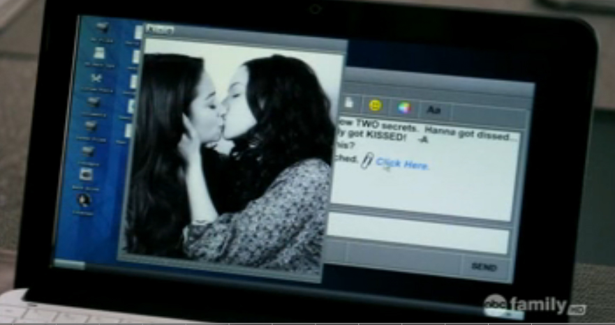 8-kiss-photo
