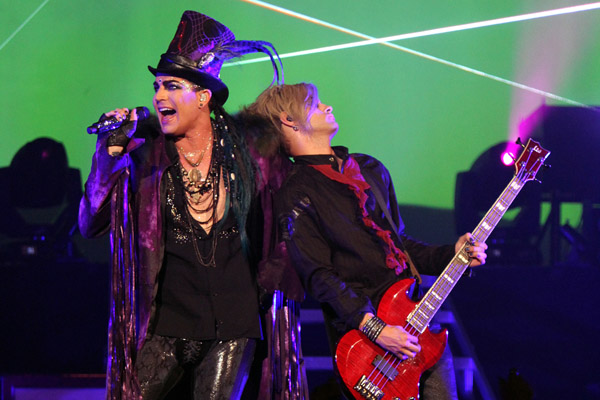 adam-lambert-tommy-2