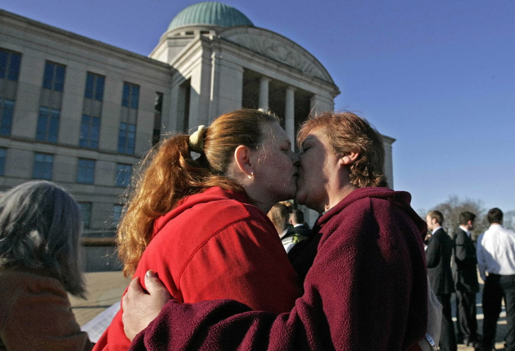 Iowa marriage ruling