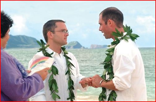 Hawaii Gets Gay Civil Unions While Wyoming Lawmakers Aim for Inequality State Status
