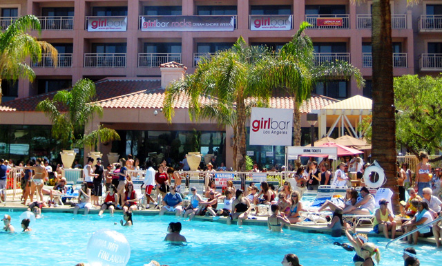 GirlBar GirlBar