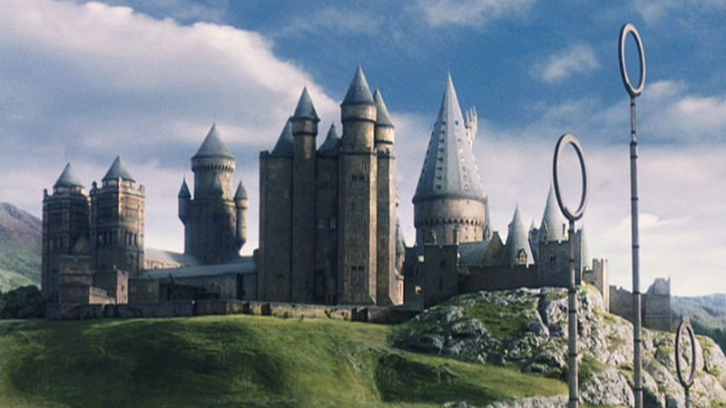 hogwarts.pg