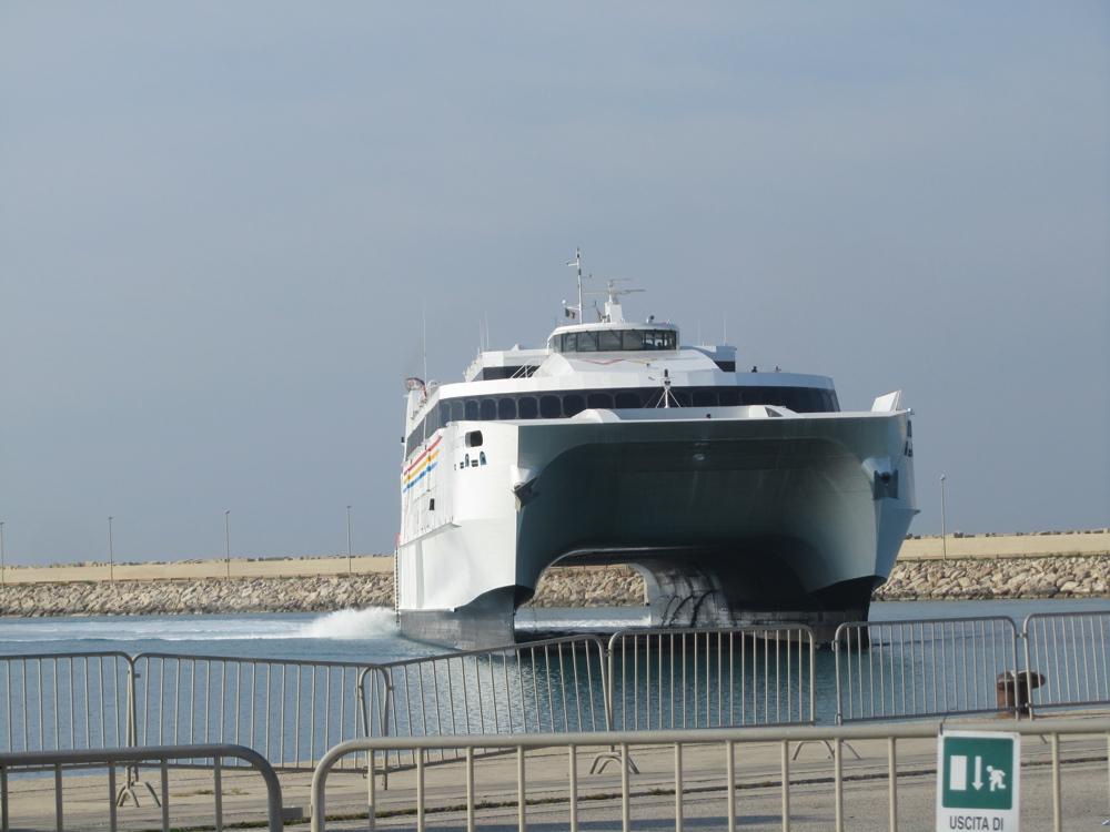 Sicily - Boat to Malta