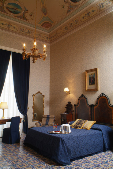 Sicily hotel cherubs