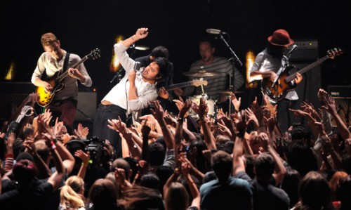 crowd_surf_fail