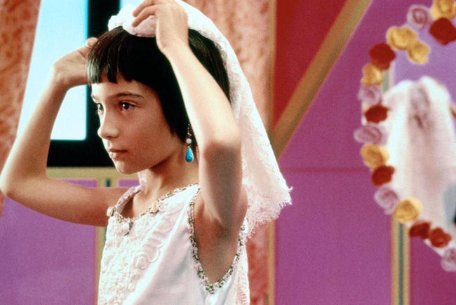 This “Lesbian Foster Moms Dress Boy in Girl Clothes” Story is Totally F*cked