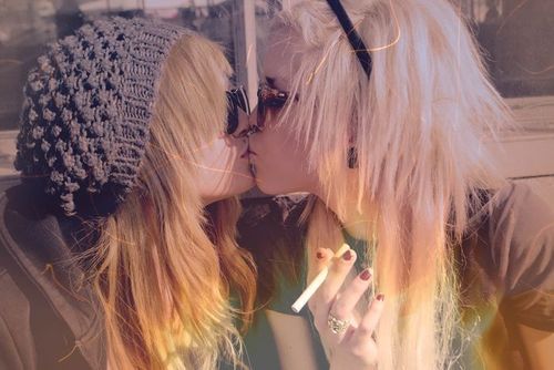 tumblr_lrc1gr9dzK1r2i0w3o1_500