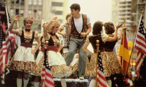 8 Kickass Crowd Songs From Movies & TV: From “Almost Famous” to “Skins”