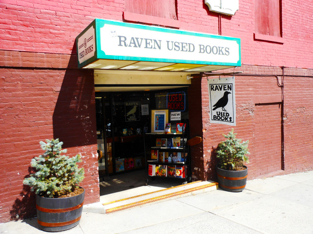 RavenBooks_NorthamptonMA