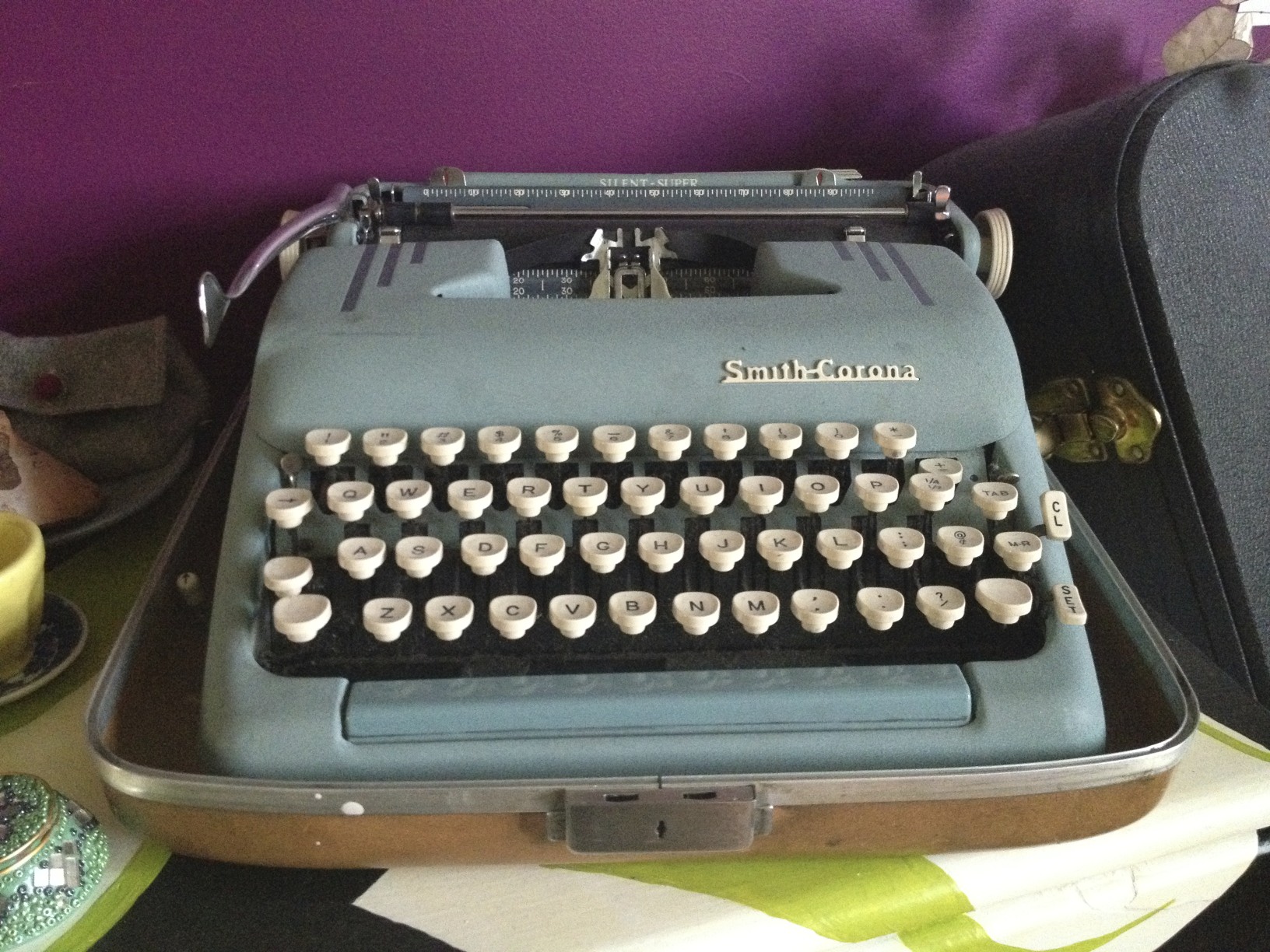 Faraway Friends With Pens: A Look At Letters And Notes
