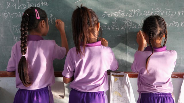 Single-Sex Classrooms Great Place To Learn Stereotypical Gender Roles, Reports ACLU