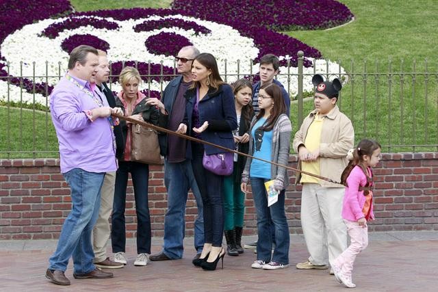 ERIC STONESTREET, JESSE TYLER FERGUSON, JULIE BOWEN, ED O'NEILL, SOFIA VERGARA, ARIEL WINTER, SARAH HYLAND, MATT PROKOP, RICO RODIRIGUEZ, AUBREY ANDERSON-EMMONS