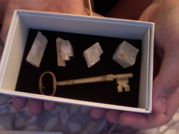bitches luv crystals