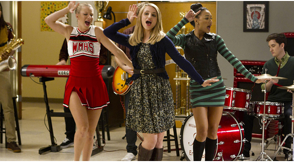 Glee Episode 408 Recap: Thanksgiving Is A Place For Friends And Turkey Lurkeys