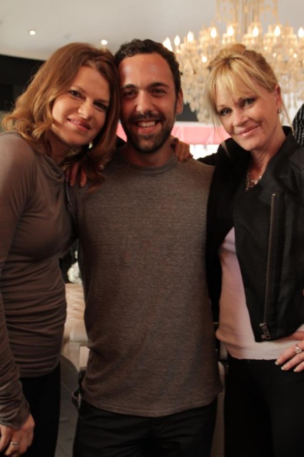 two-moms-and-son