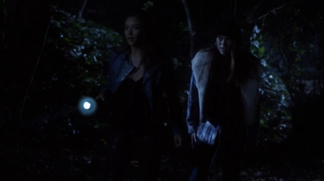 PAIGE DON'T WORRY. A CAN'T HURT US AS LONG AS WE HAVE A FLASHLIGHT.