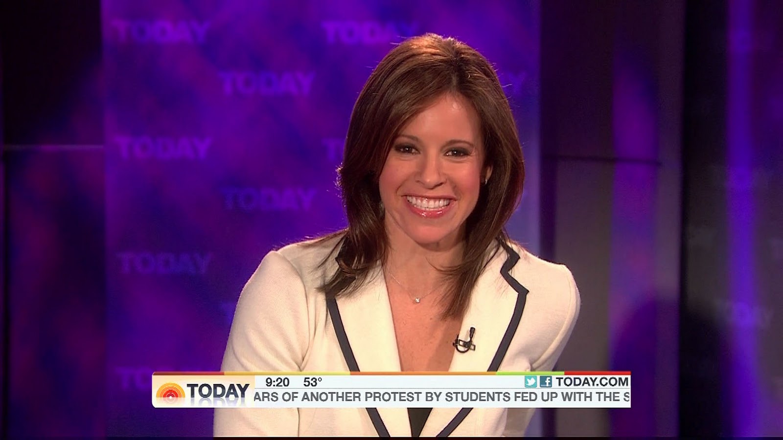 “Today” Show Host Jenna Wolfe Is Gay And Also Pregnant