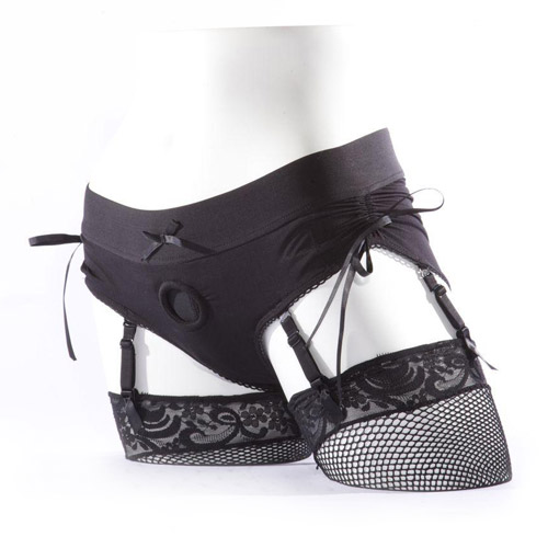 You Need Help: Harnesses For Trans* Women
