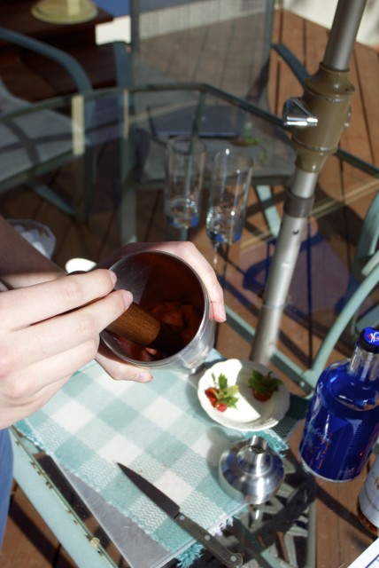 wimbledon muddling strawberries