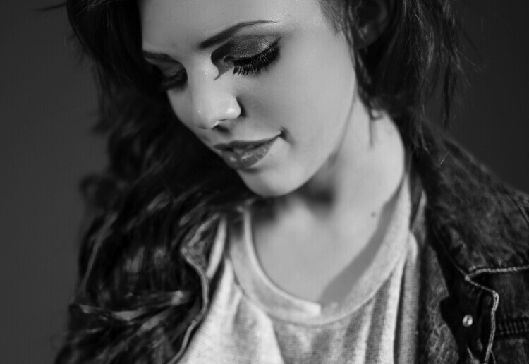 Almost Famous: Kelsey Montanez