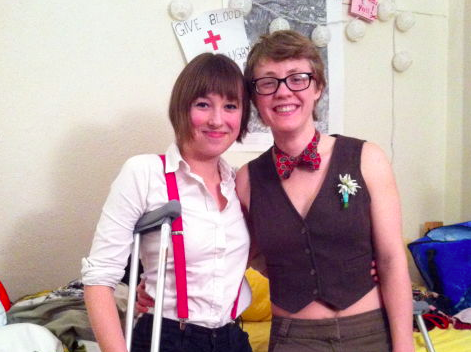 Claire’s College Lesbianage: Change is Afoot… Er, Aknee