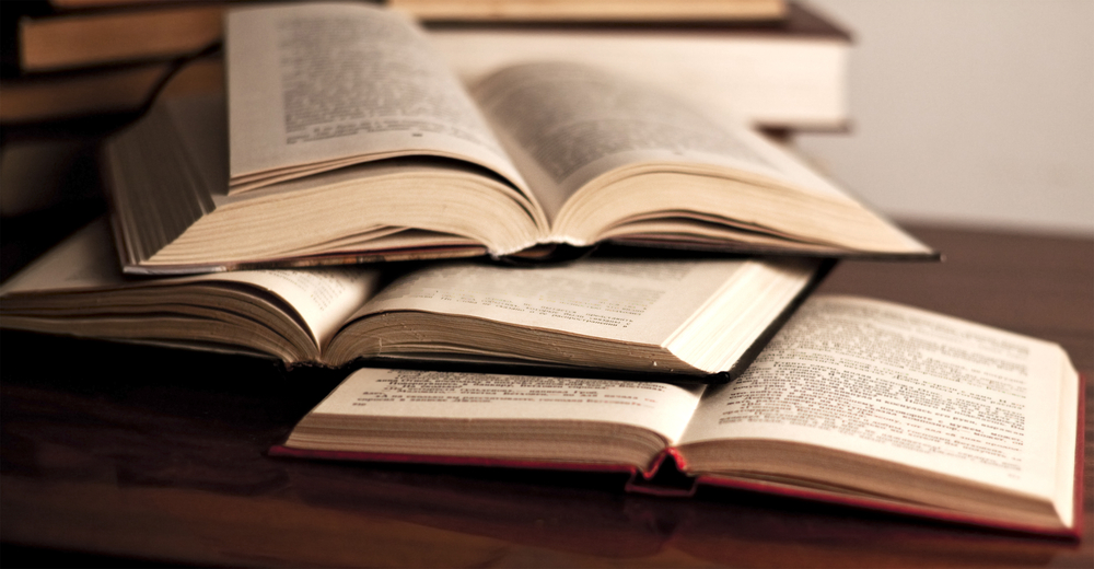 10 Writers of Personal Essays For Your Heart and Brain