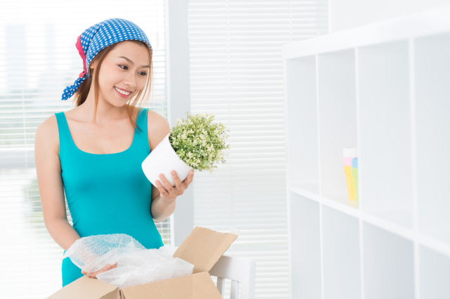 You, too, could look this happy if you stick to the moving schedule. via {Shutterstock}