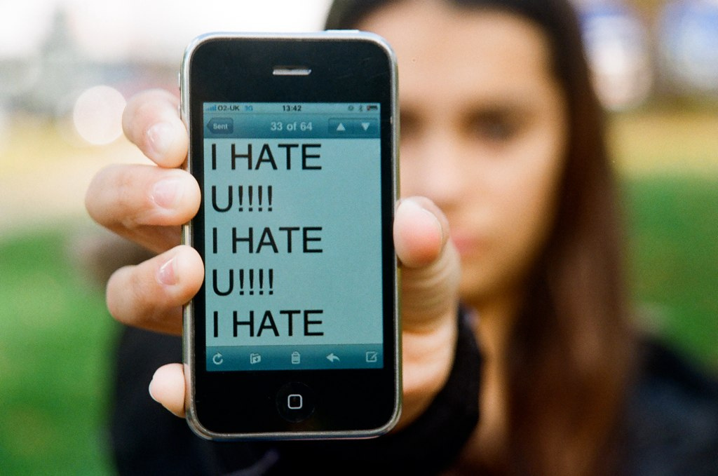 It’s Official: GLSEN Says Internet Is Both Best and Worst Thing Ever for Queer Teens