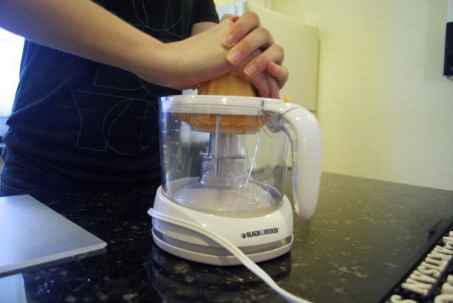 juicing lemons