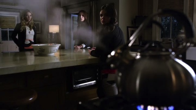 The only kind of blow job I ever wanna see. 