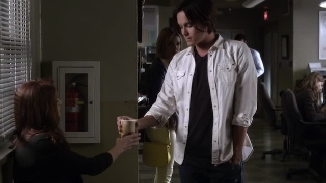 And with this coffee, I pass you the metaphorical key to Hanna's heart.