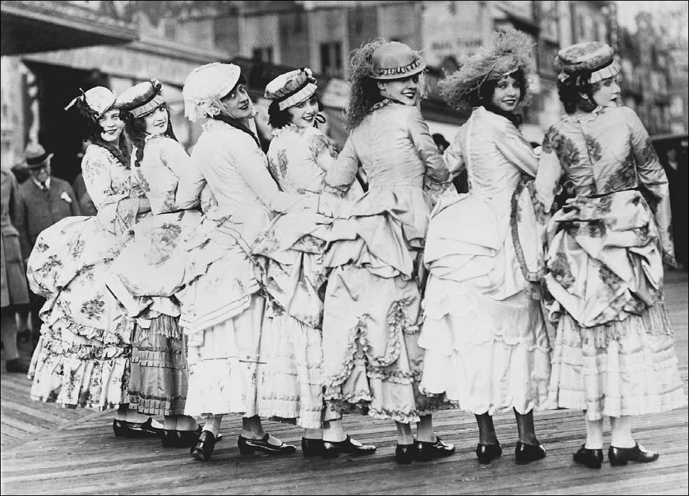 Underneath His Bustle: An Insider On How Everyone’s Most Resented “Feminist” Website Actually Began