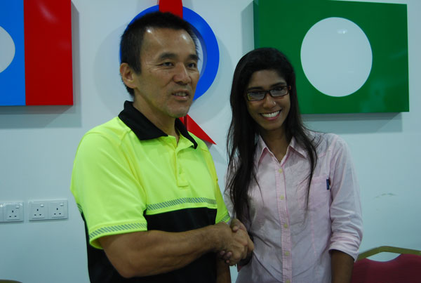 DAP's Teh Yee Cheu and Hazreen Shaik Daud via TransGriot