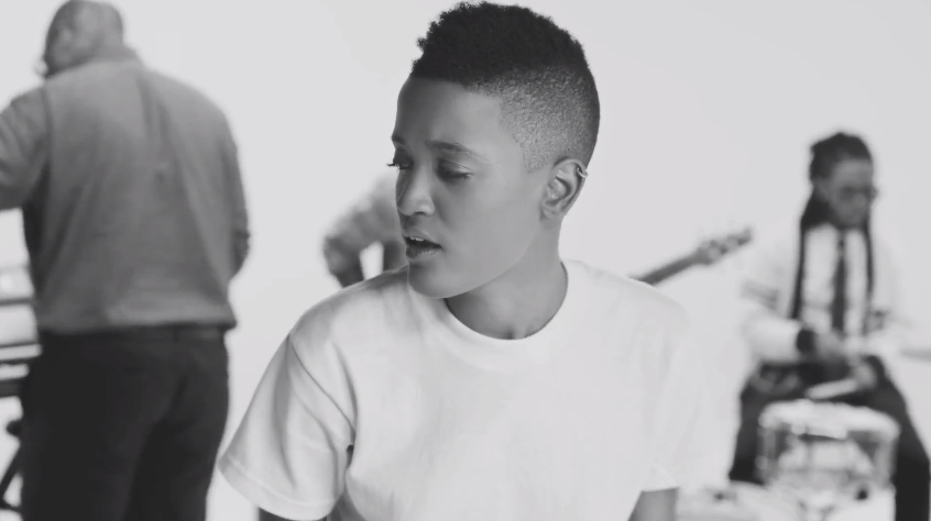 Brittani’s Video Party: Kelsey Kisses Syd Tha Kid for Being Famous