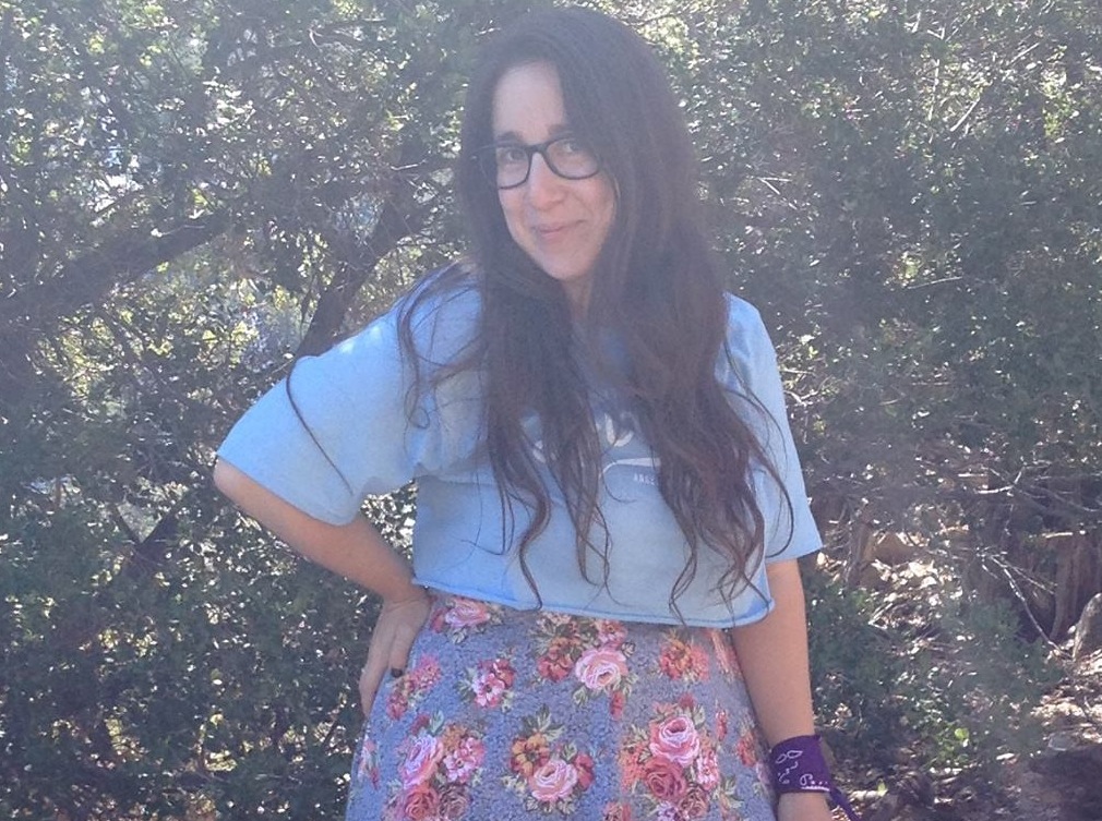 Queer Outfit of the Week: Fall Foliage Walk