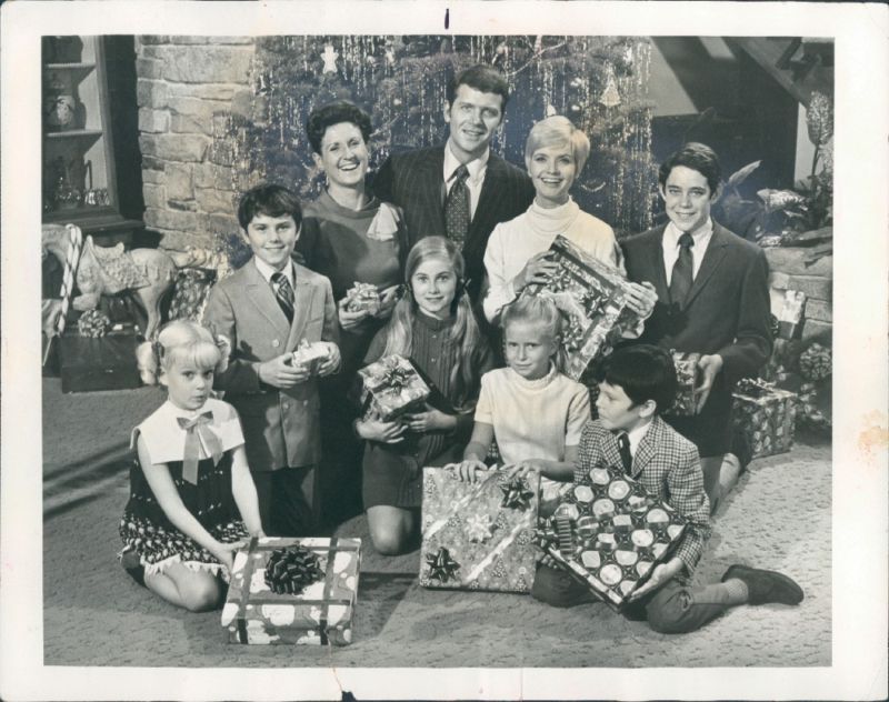 Playlist: The Tunes of Christmas Past