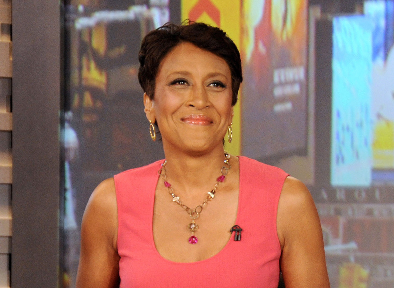 Robin Roberts Is Gay, Has a Girlfriend