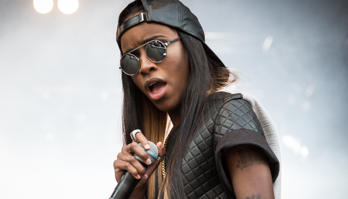 Brittani’s Video Party: Angel Haze and Hannah Hart Dance in the Snow