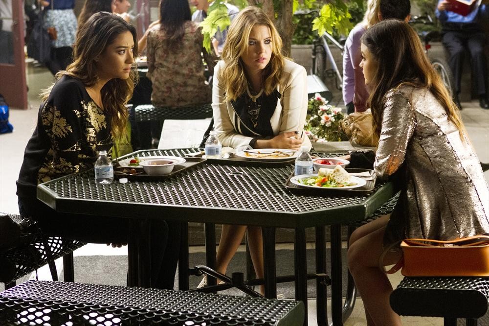 Pretty Little Liars Episode 420 Recap: Free Fall, Expensive Pills