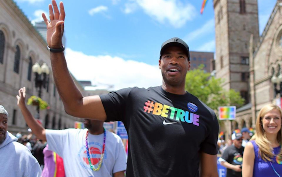 Jason Collins Signs With Brooklyn Nets, Becomes NBA’s First Openly Gay Player