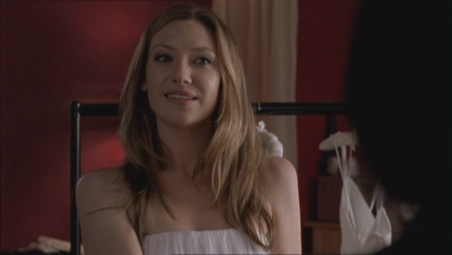 Anna-Torv-as-Alex-in-1x02-of-Mistresses-anna-torv-25934544-1360-768
