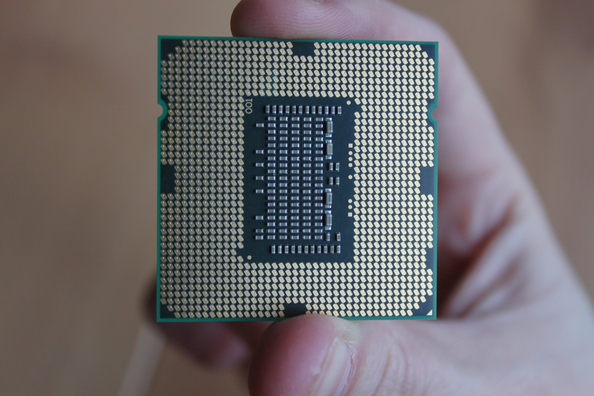 The Queer Grrrl’s Guide to A DIY Computer, Part I: Parts