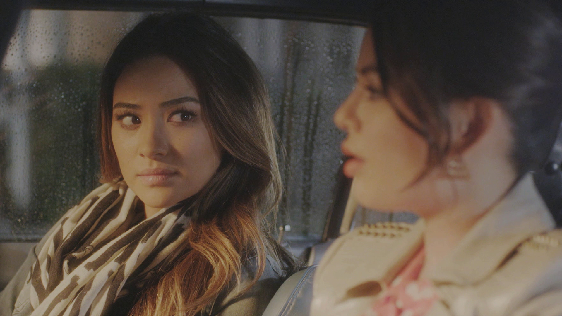 Pretty Little Liars Recap Episode 422: Let’s Just Randomly Make Up Who “A” Is