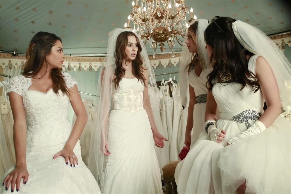 Pretty Little Liars Episode 423 Recap: All The Broken Hearts