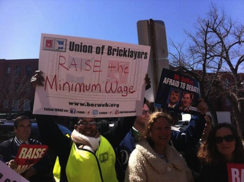 Five Things You Should Know About Women and the Minimum Wage Crisis
