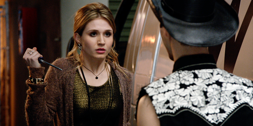 Faking It Episode 102 Recap: Binders Full Of Lesbians
